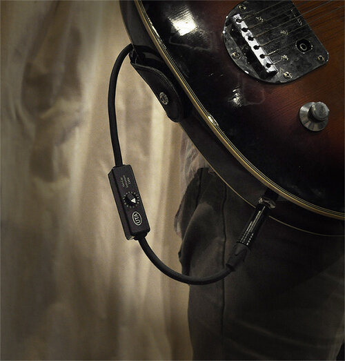 UnderToneAudio VARI-CAP INSTRUMENT CABLE